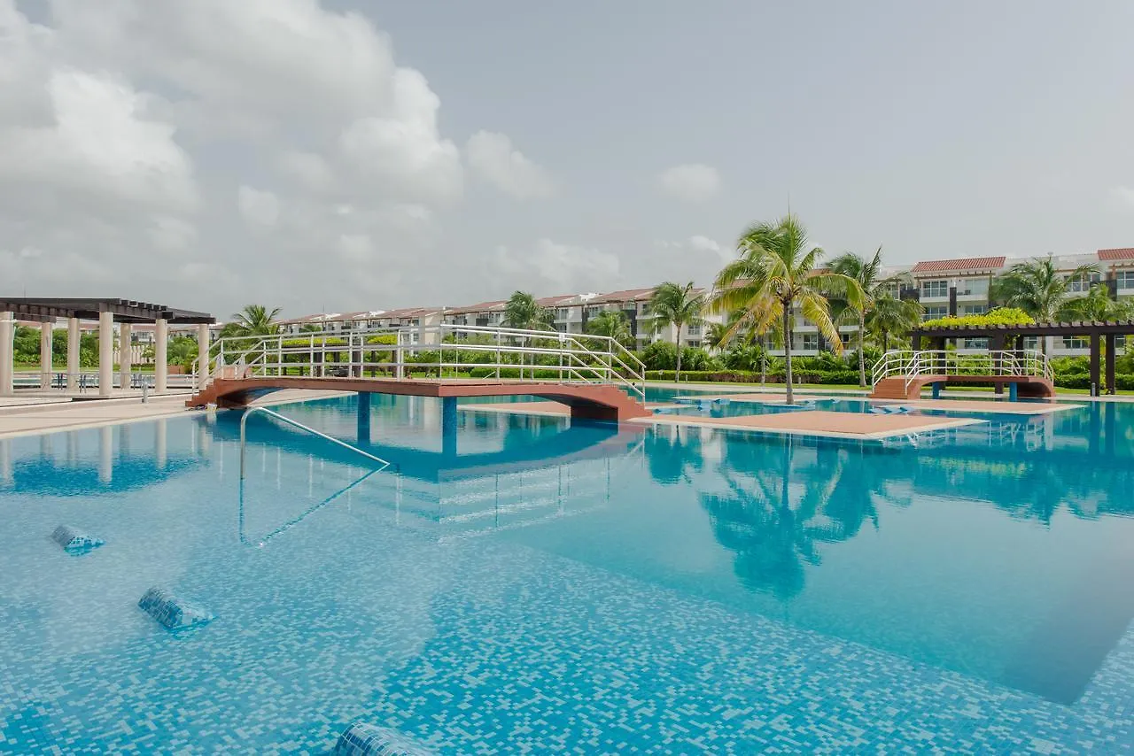*** Апарт-отель Marea Azul Condominium By Chezplaya Плая-дель-Кармен Мексика
